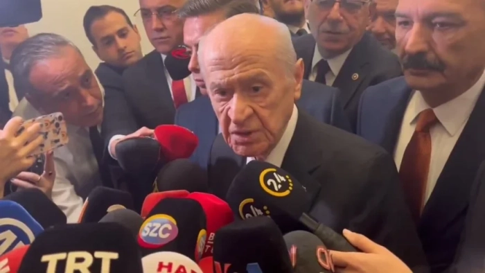 Bahçeli Gazeteciyi Azarladı