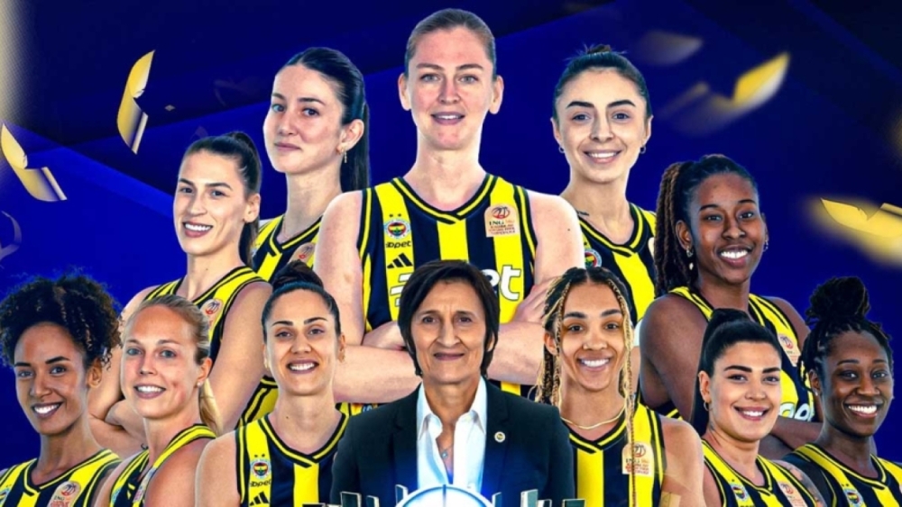 Fenerbahçe Opet Kupayı Kazandı