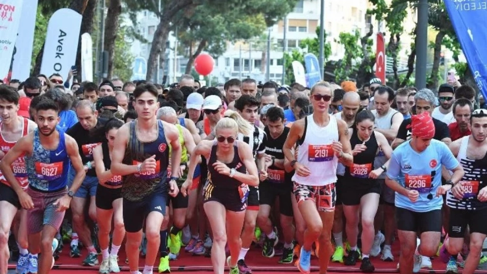 Maraton İzmir’de Kibiwot ve Tagel şampiyon