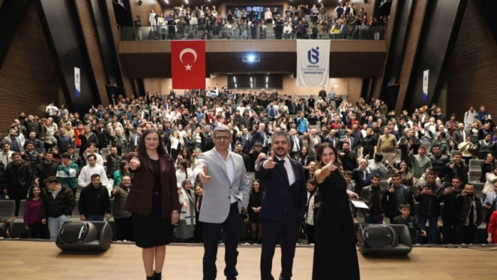 ISUBÜ, Yusuf Dikeç’e ödül verdi