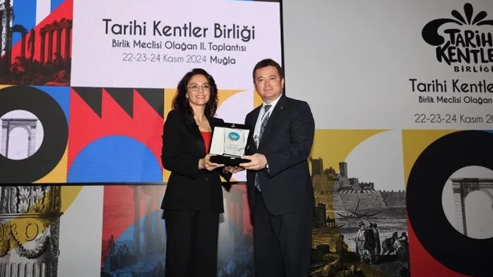 Bursa Osmangazi'ye Tarihi Kentler ödülü