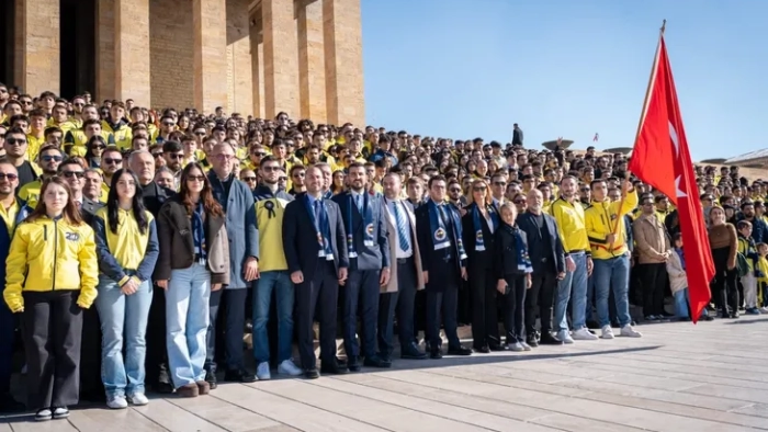 Fenerbahçe ve UNİFEB Anıtkabir Ziyareti